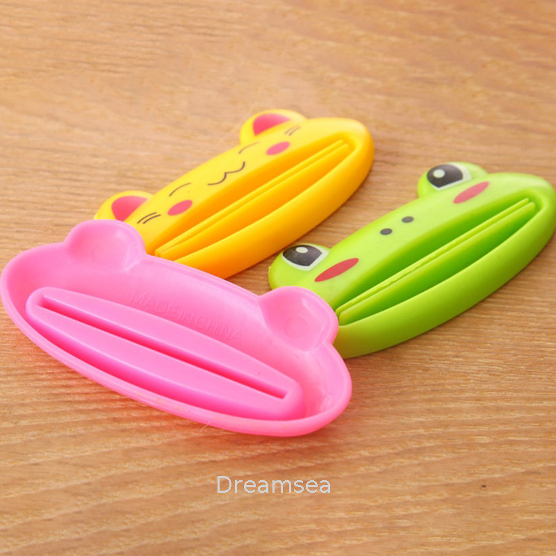 1PCS Cute Cartoon Animal Multipurpose Extruder Toothpaste Extruder Korean Creative Toothpaste Extrud