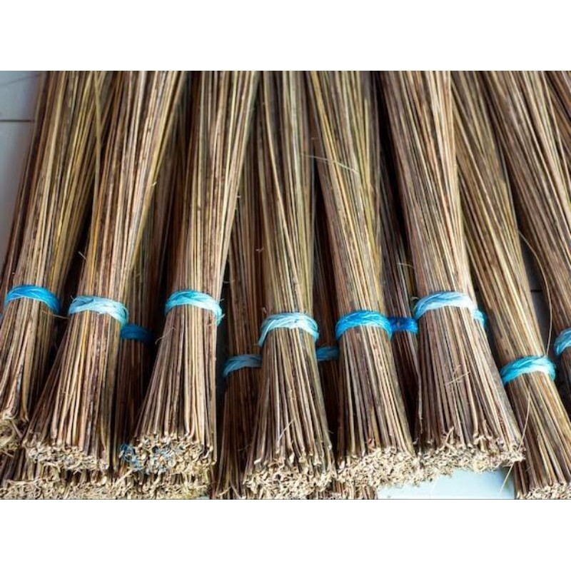 Sapu lidi/sapu lidi halaman/sapu lidi kasur/murah/ikatan tebal