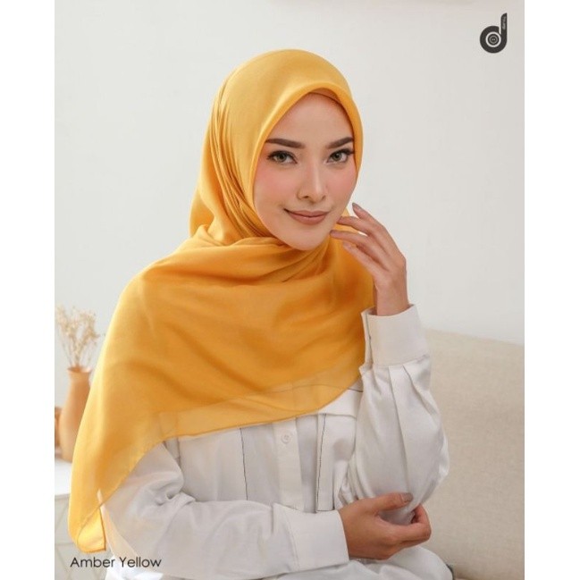DEENAY | HIJAB SEGIEMPAT POLOS ORIGINAL