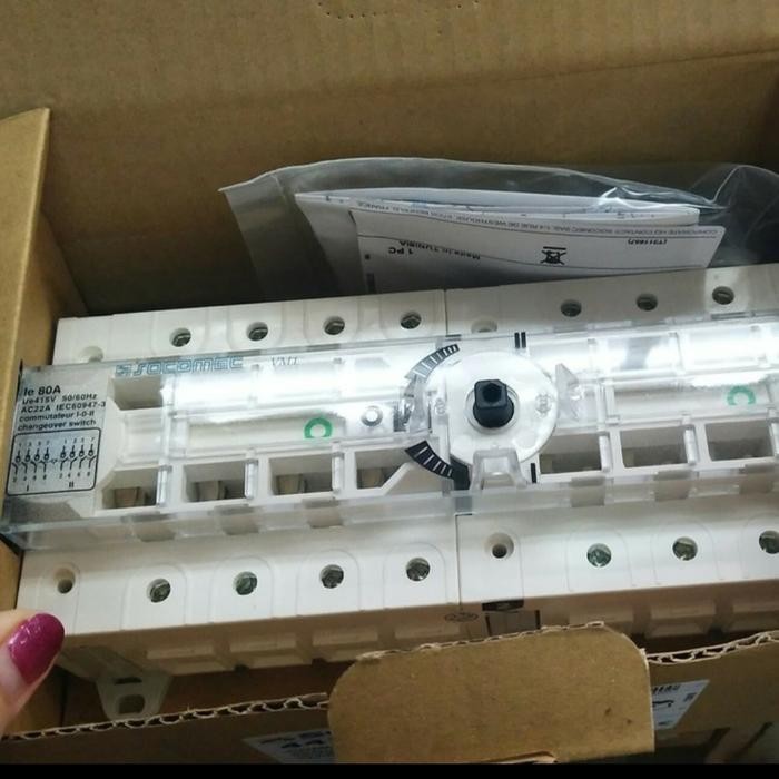 change over switch 4p 80a socomec