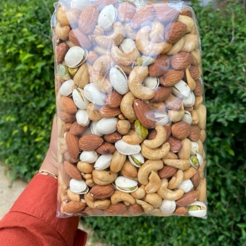 

TRIAL MIX 3 ALMOND PISTACHIO KACANG METE ASLI WONOGIRI