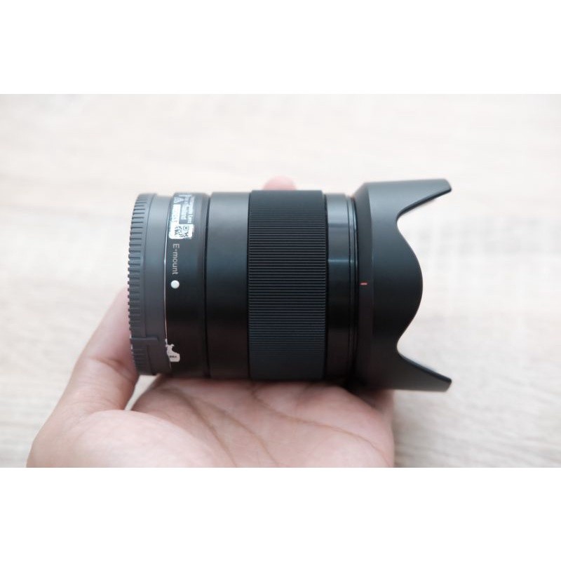 Sony FE 28mm f2 Lensa Kamera Mirrorless Fullframe A7 A7ii A7iii A7R A7Rii bukan 35mm 50mmCO