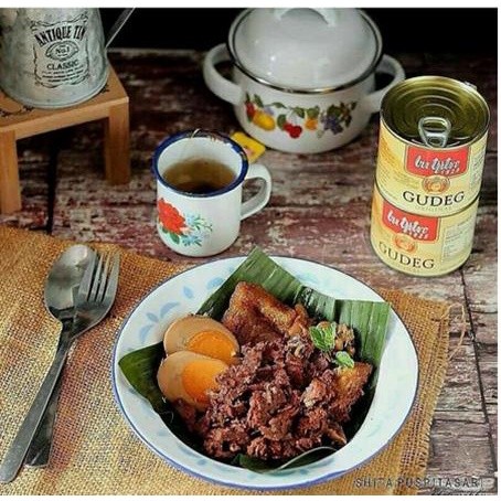 

Bu Tjitro 1925 Gudeg Kaleng Rasa Original Per 1 Kaleng