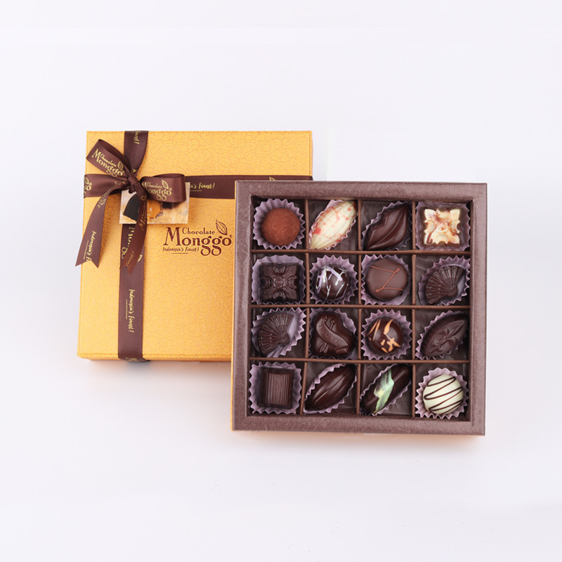 

Chocolate Monggo | Premium Chocolate Pralines Treasure Box 16 Pcs | Gift Hadiah Kado Ulang Tahun