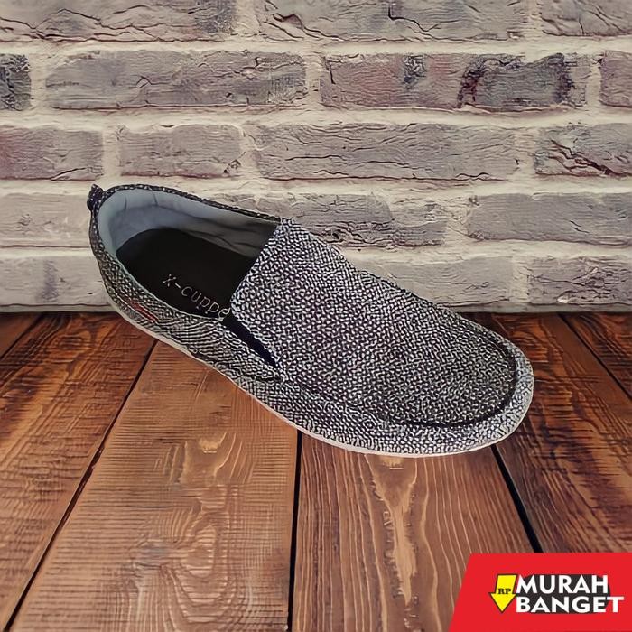 Sepatu pria kanvas denim casual X-Cuppee RG 02 slip on men shoes Flat Karet Sneakers - 39