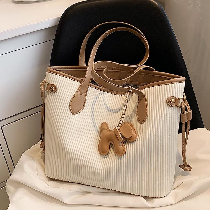 Tas Tote Bag Wanita Kulit Sintetis Elegan