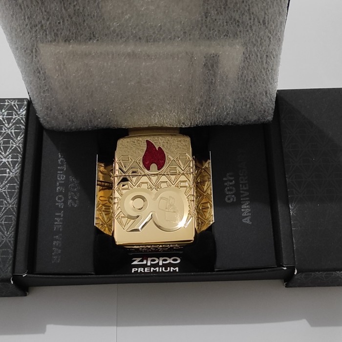 Zippo 90th ANNIVERSARY LIMITED EDITION GOLD PLATE 49866 ORIGINAL