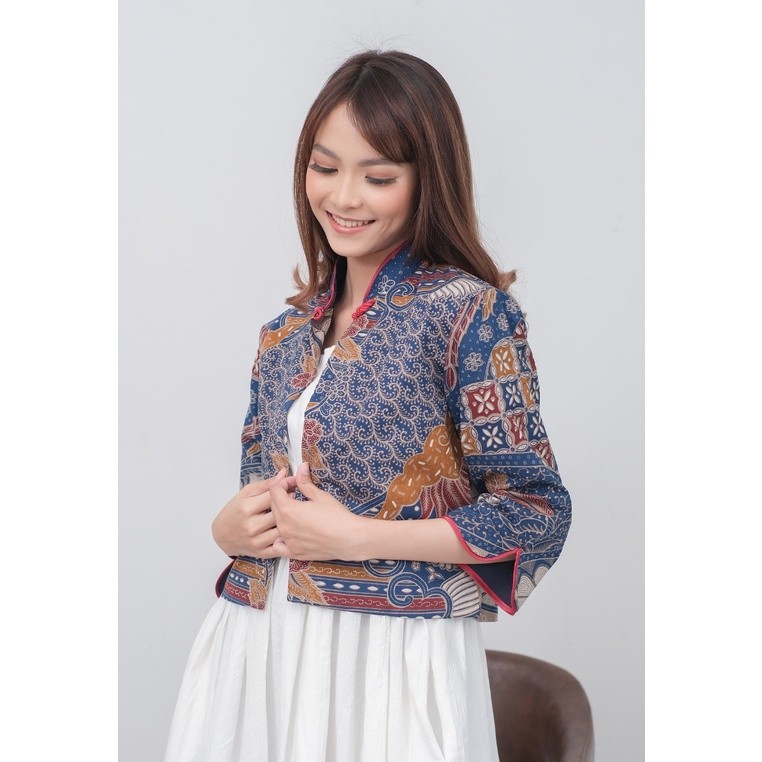 Kichi Batik Blazer Batik Kiandra