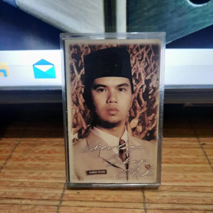 Kaset Pita Ahmad Band Ideologi Sikap Otak