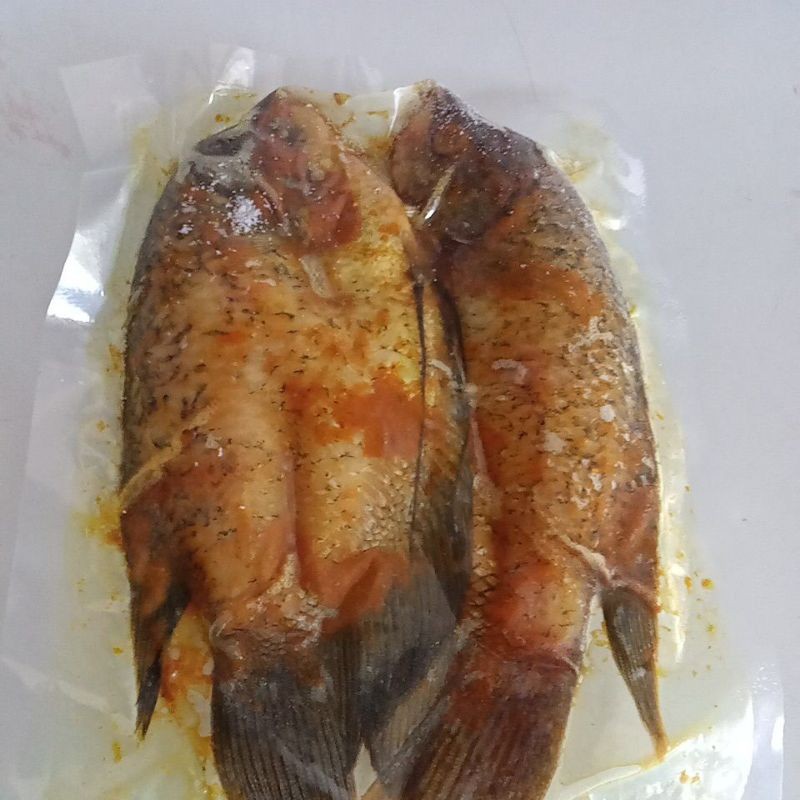 

Gurame Bumbu Kuning siap goreng atau bakar