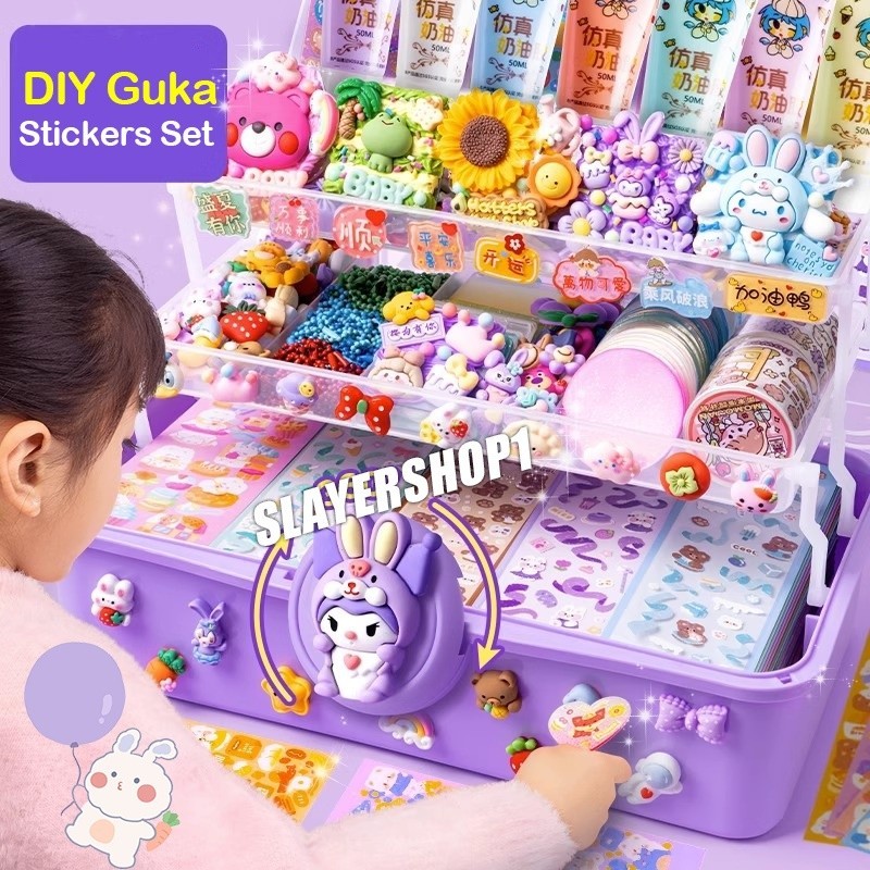 

885pcs DIY Gantungan Kunci Akrilik Set DIY Keychain Set Kartu Stiker luca Kotak Guka Cream Gum Kartun Mainan Anak Perempuan Hadiah Ulang Tahun