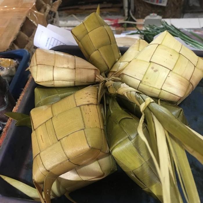 

Ketupat Daun Kelapa 1 Pcs