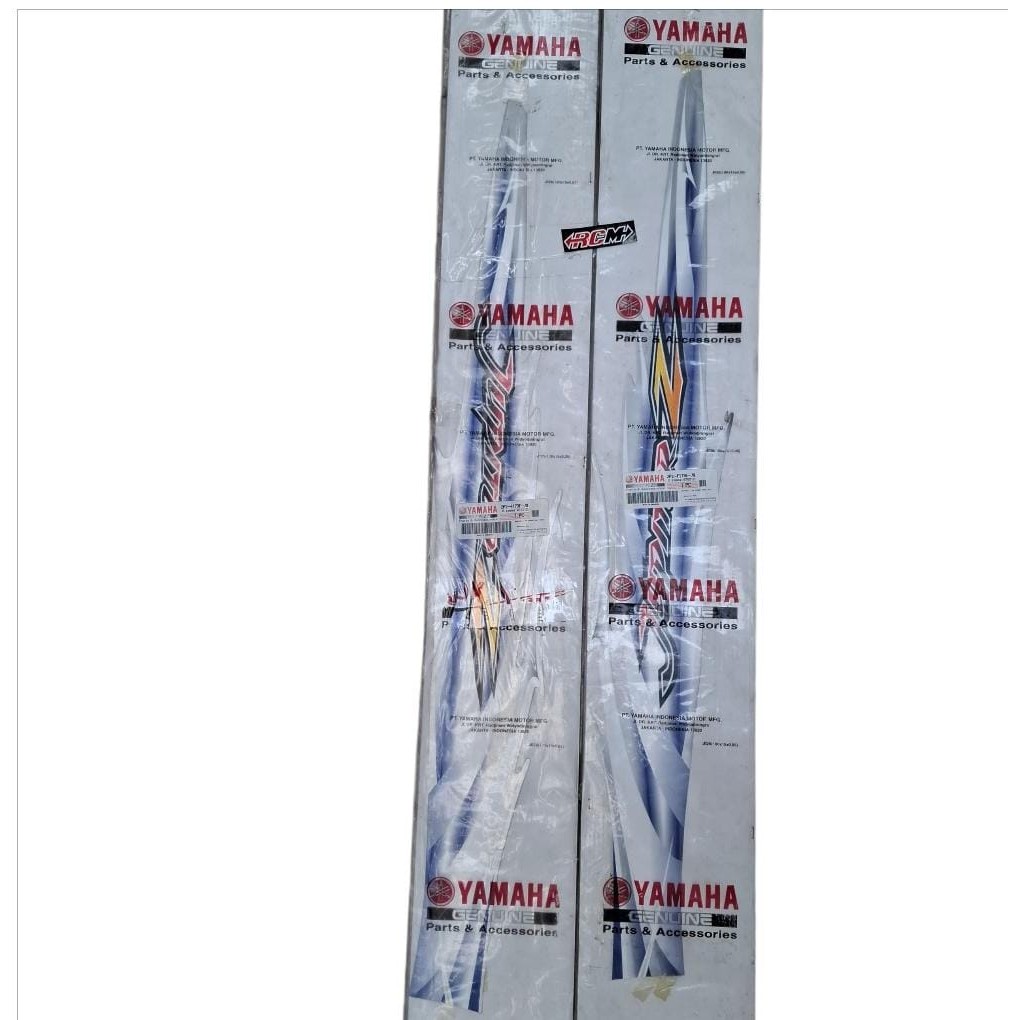 2P2-F173F 2P2-F173E STRIKER STRIPING GRAPHIC BODI BELAKANG SAMPING KANAN KIRI JUPITER Z BURHAN 2007 