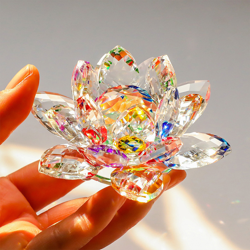 Hiasan Teratai Kristal 6.2CM - Untuk Meditasi Altar Puja Efek Cahaya Pelangi Souvenir Nikah Hadiah