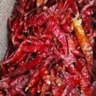 

Cabe Merah Kering Premium 1Kg – Tanpa Tangkai, Pedas Alami, Cocok untuk Sambal & Masakan Nusantara