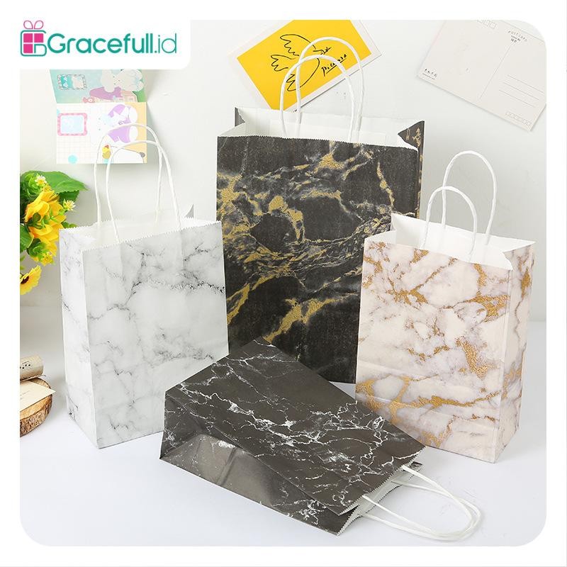 

Paper bag Goodie bag Tas Kado Hadiah Pesta Ulang Tahun Motif Marmer I AK01B1-AK04B1