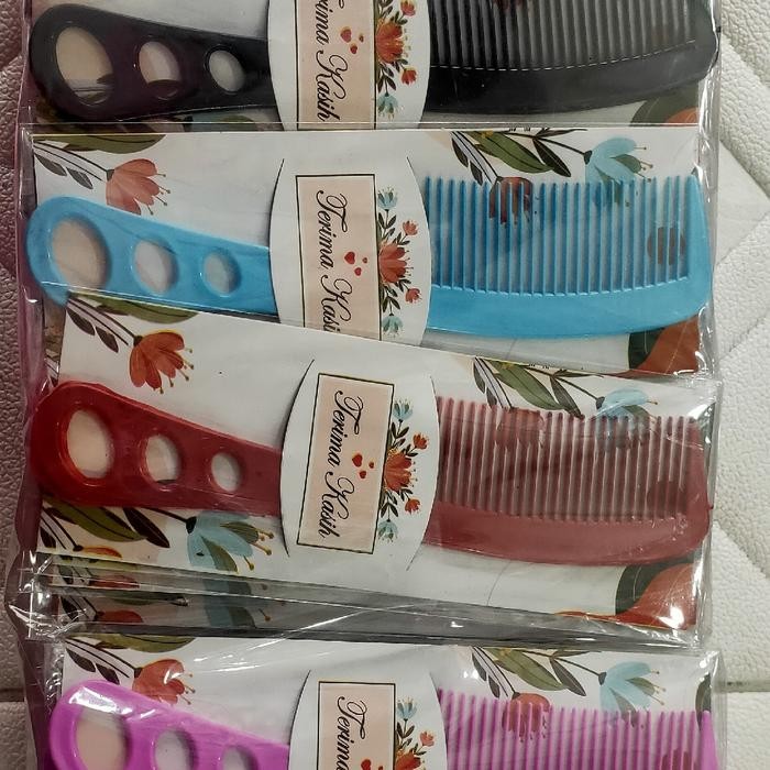 

(isi 50 pcs) Souvernir Sisir Lobang Kemas Plastik + Alas Shabi - -