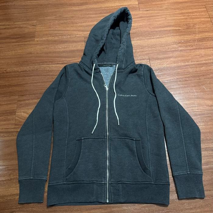 Jaket Hoodie Calvin Klein Jeans Abu Tua - Size M