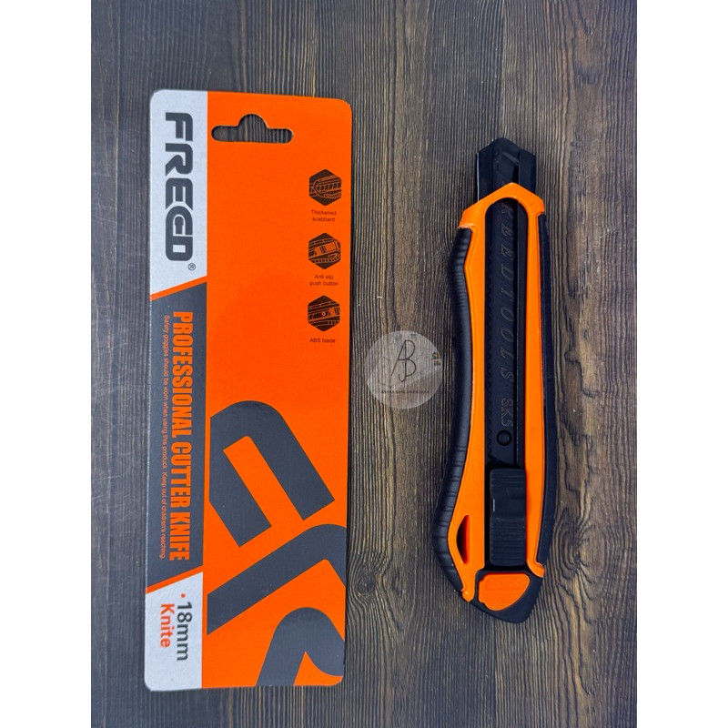 

FREED Cutter Dorong Press FREED / Cutter Dorong FREED / Cutter Kebo FREED / Cutter Besar / Cutter Dorong Freed
