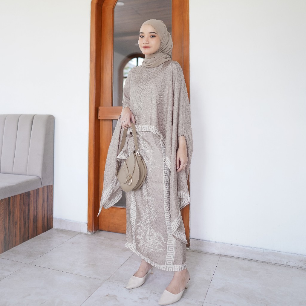 INARA JUPRI Set Blouse dan Rok Lilit Batik Modern Viscose