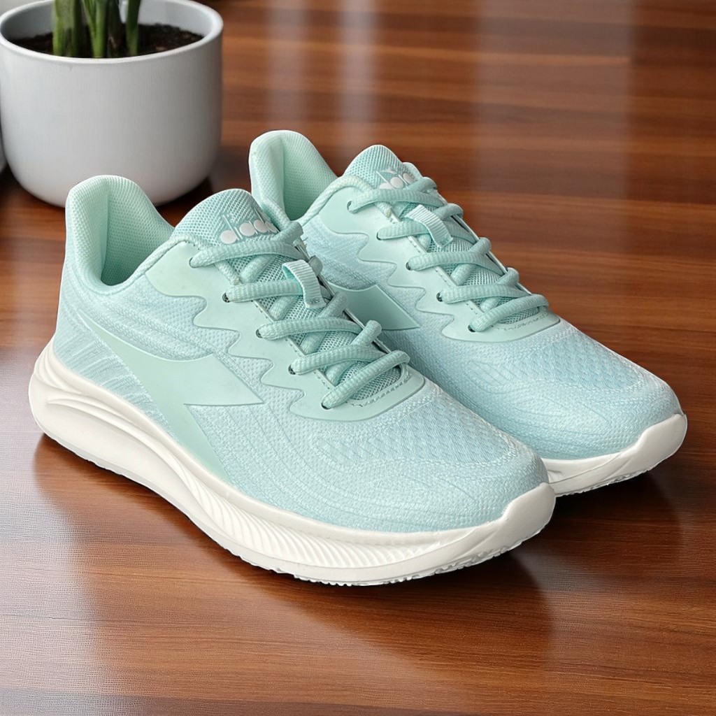 Sale Besar Diadora Sepatu Running Sneaker Wanita Original terlaris