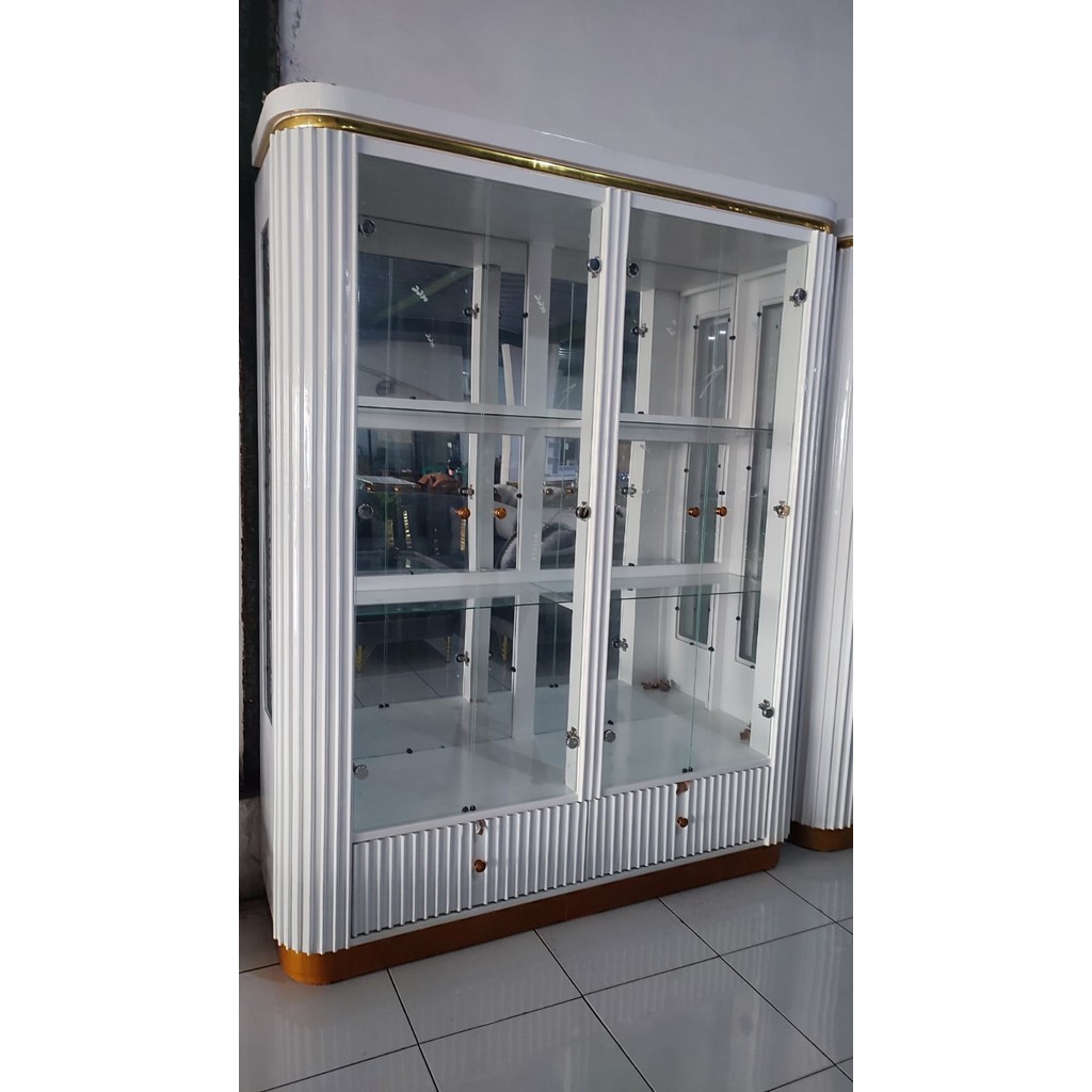 Bufet Kristal Lemari Pajangan Kristal Bufet Hias Kristal BUFET KRISTAL MINIMALIS TERBARU