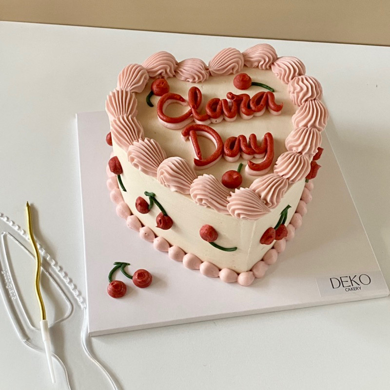 

Korean Cake | Bento Cake [READY SAMEDAY ATAU URGENT ORDER TERGANTUNG SLOT] | Birthday Cake | Minimalist Cake | Custom Cake | Kue Korea | Korean Bento Cake | Korean Lunch box Cake