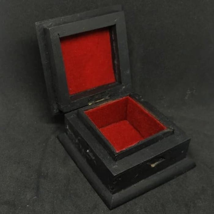 Kotak Kayu Tempat Penyimpanan Jimat Pusaka Batu Mustika S2