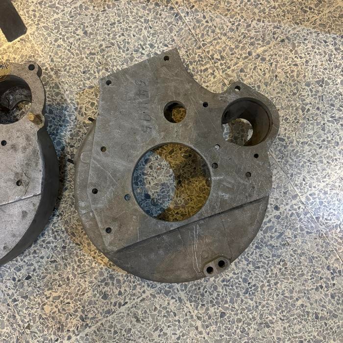 Flywheel casing mobil Landrover seri 6 cylinder