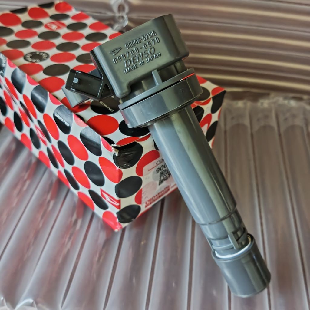 Ingition Coil/Koil Daihatsu Xenia 1.0/1000Cc 90048-52126 Original Denso SCM SUKU CADANG MOBIL