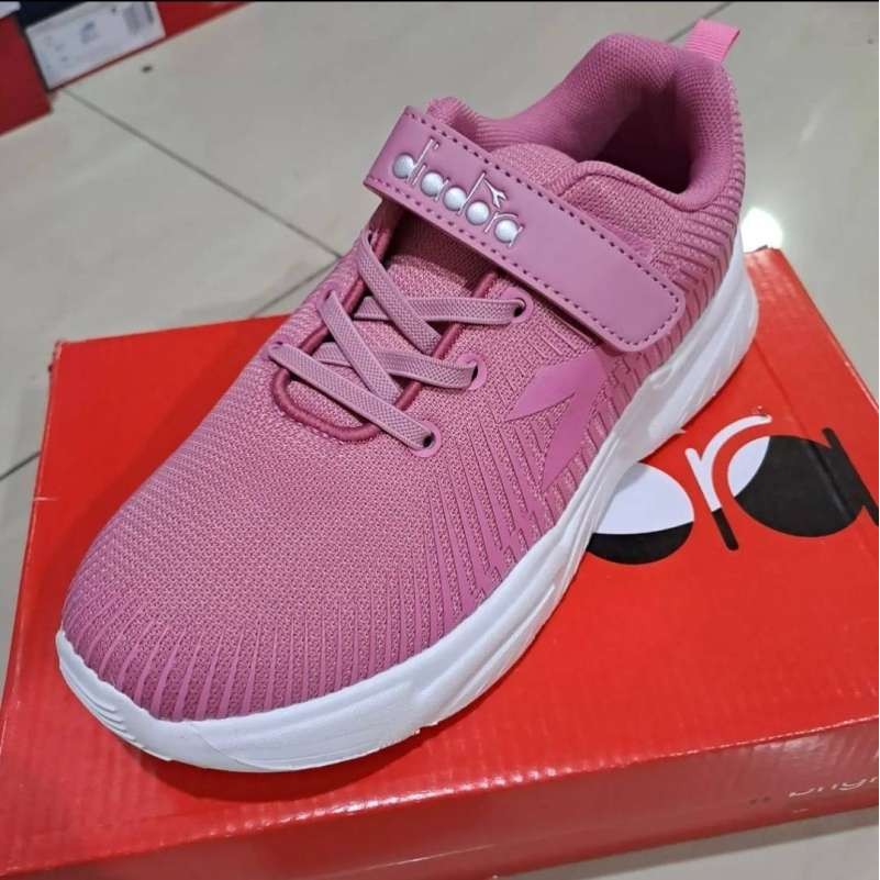 [ORI] SEPATU ANAK WANITA DIADORA FINCI JR PINK