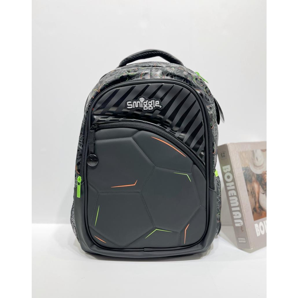 Tas Ransel Anak Sekolah SD-SMP Smigle Soccer Black Backpack 100047-1