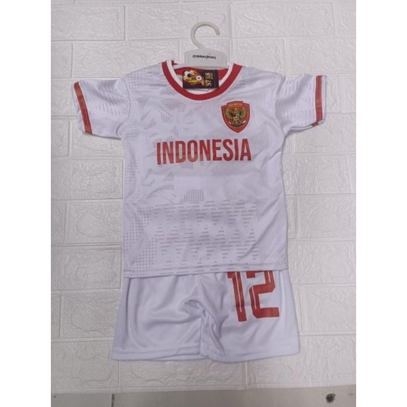 SETELAN JERSEY SEPAK BOLA ANAK USIA 1-13 TAHUN WARNA PUTIH LIST MERAH