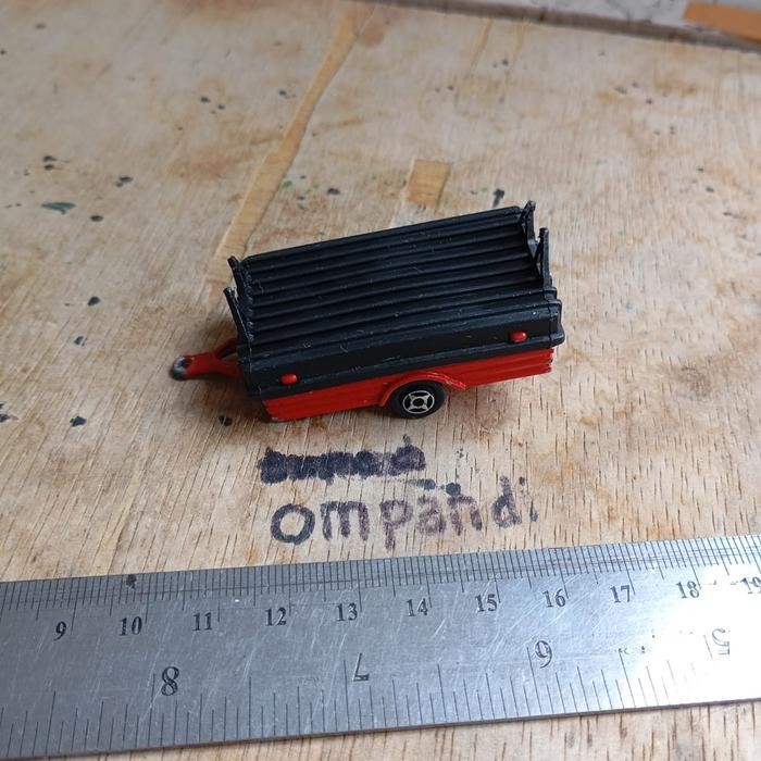 EO99 diecast majorette kontainer bekas