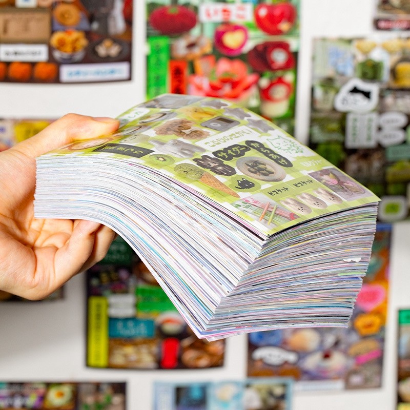 

45 Pages Manga Stickers 800 Stickers Japanese Magazine DIY Diary Book Stickers Set Romantic Memory Cartoon Cute Animal Stickers