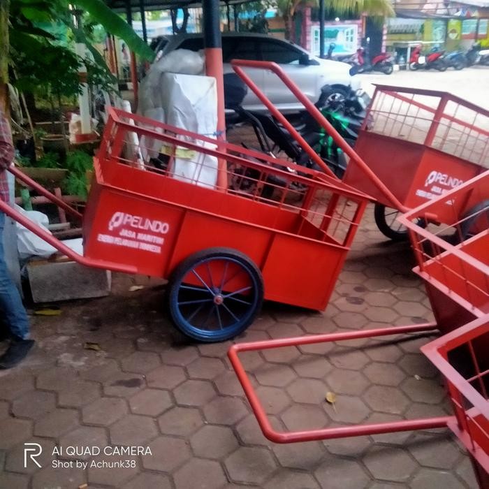 gerobak sampah besi