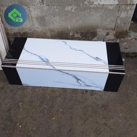 granit keramik tangga motif marmer kombinasi hitam ukuran 30x80 20x80 list plint custom ukuran