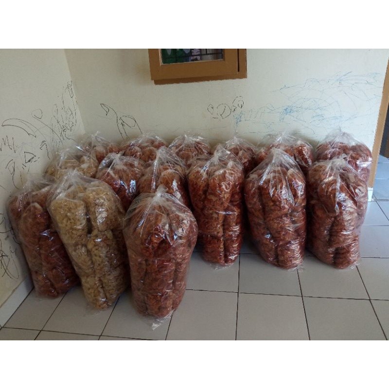 

Kripset Isi 20 PCS @Kemasan ±250 Gram Kripset Murah Renyah