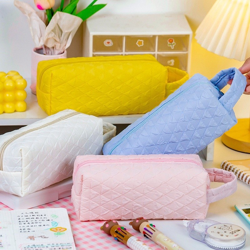

✅ KP003 Kotak Pensil Polos Ada 4 Warna Simple Model Trendy Fashion Kotak Pencil Simple Tempat Penyimpanan Pena Pensil Dll