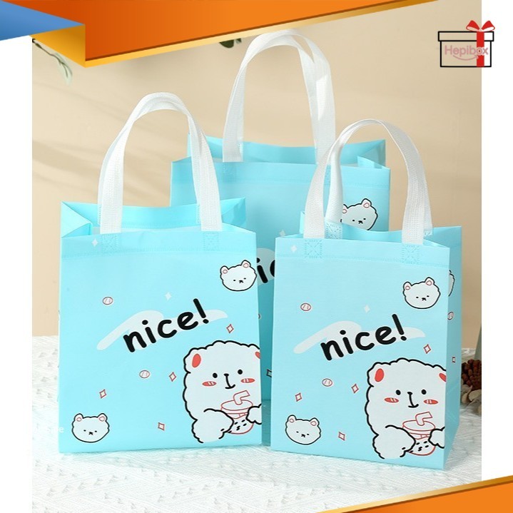 

Tas Spunbond Tas Belanja Totebag Motif Hampes Souvenir Ultah Anak Goodie bag Model Kotak Kaku Anti Air