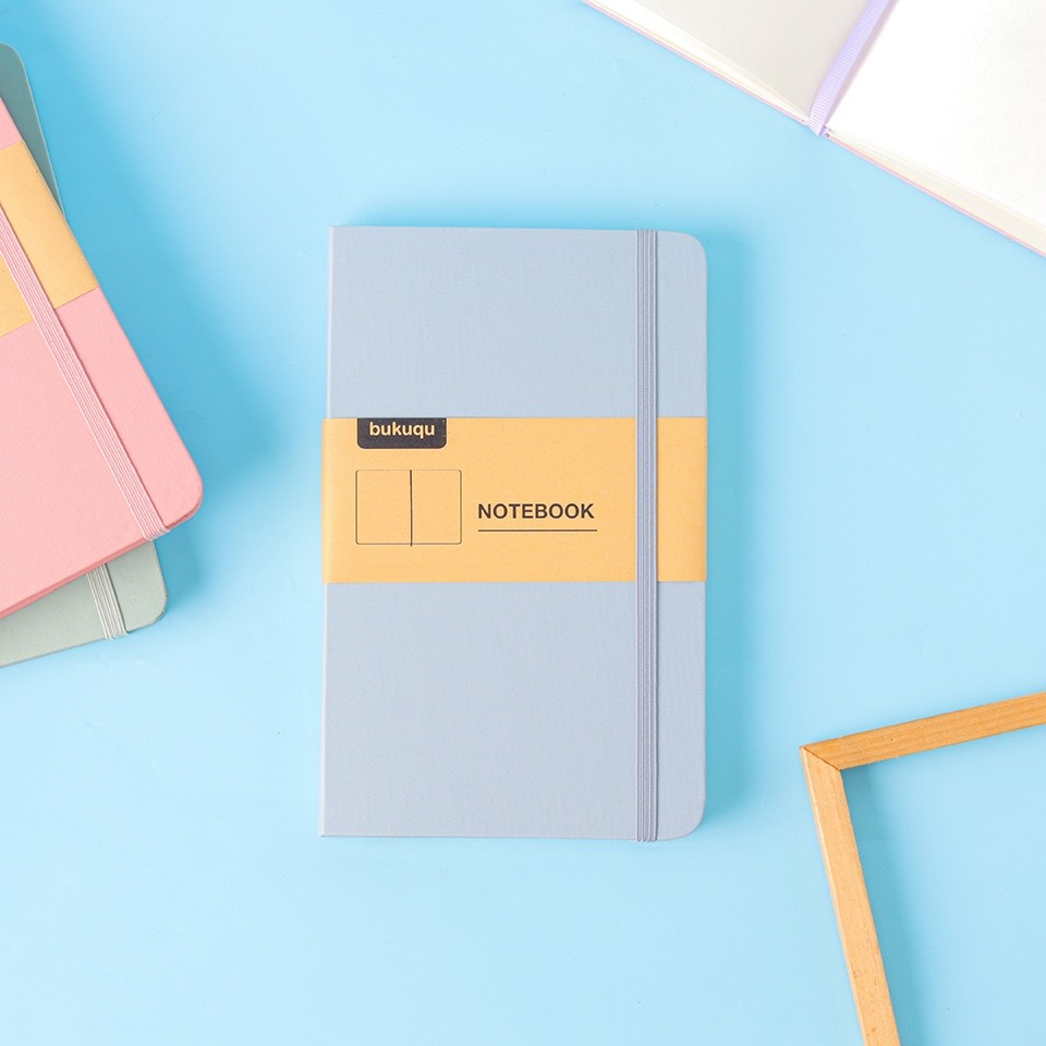 

Bukuqu Classic Notebook Sky Blue, Dotted, Hardcover Kulit Sintetis