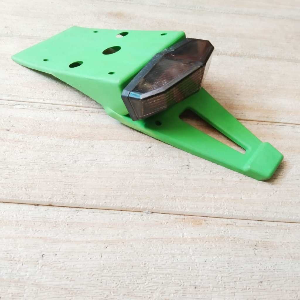 NOS/ SPAKBOR BELAKANG WARNA HIJAU + LAMPU YAMAHA YZ250  YZ 250