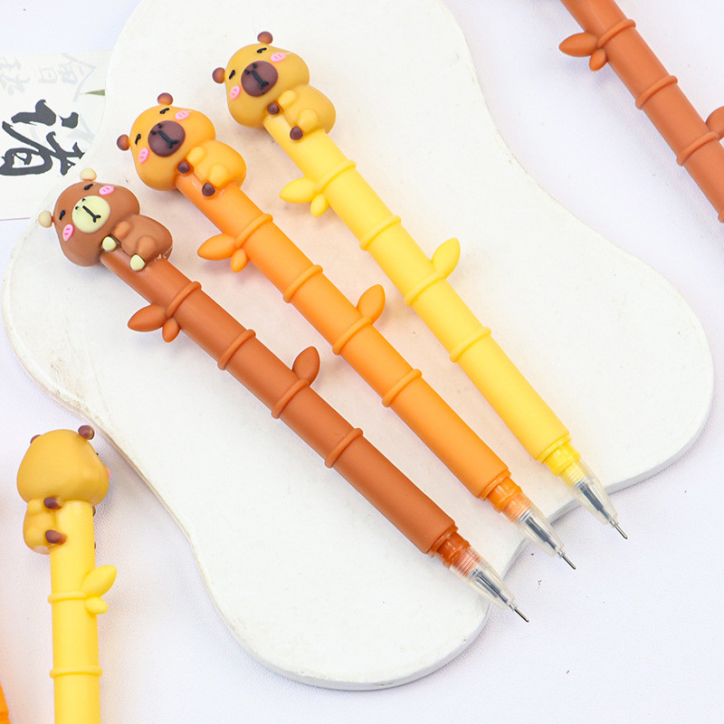 

AWC PULPEN GEL 0,5 MM MOTIF BONEKA CAPYBARA, PANDA DAN MONYET YANG LUCU TINTA HITAM