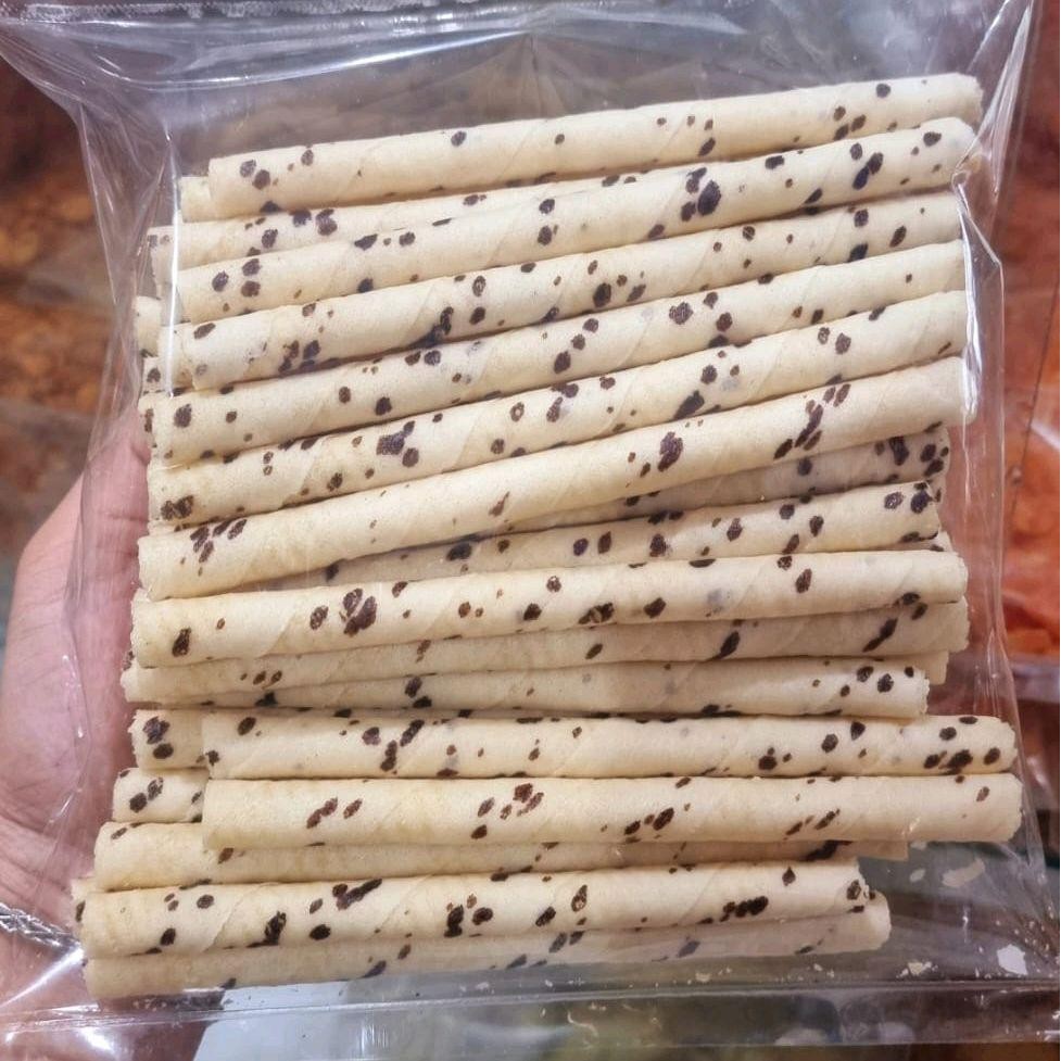 

ASTOR SPECIAL PANJANG 250GR WAFER STIK COKLAT CEMILAN