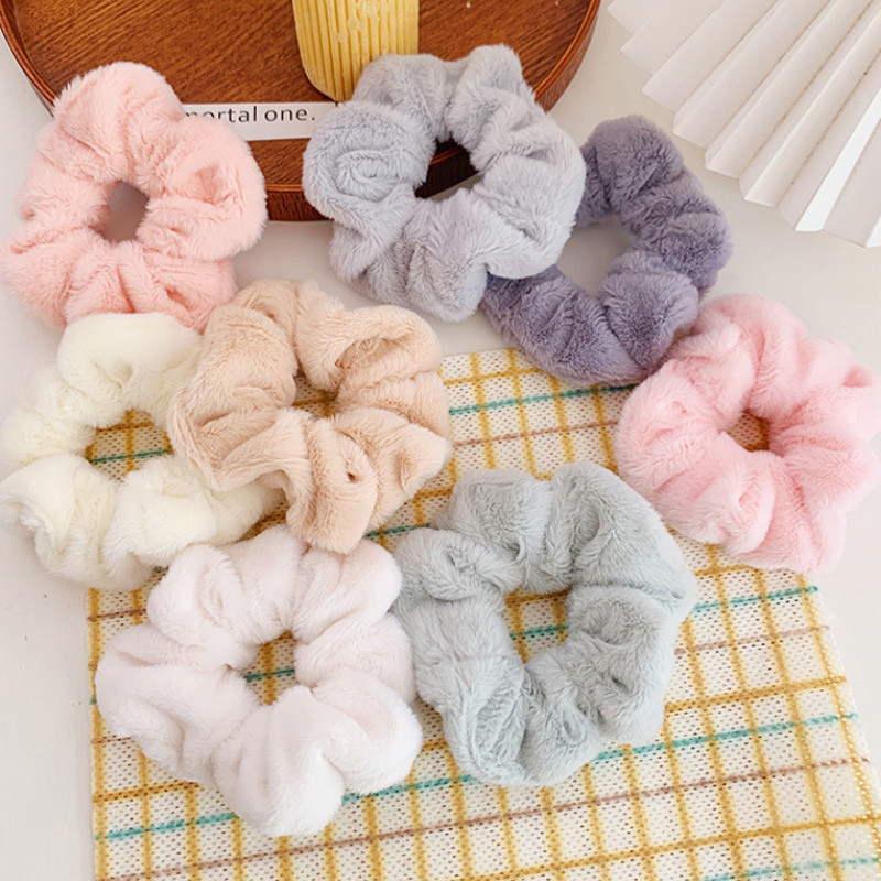 Ikat Rambut Scrunchie Korea Kunciran Cepol Jilbab Lingkar Besar Bulu Lembut Korea Motif Polos - Maki
