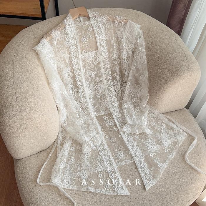 

Kirana - Atasan Kebaya Kutubaru Modern - Putih, S to M