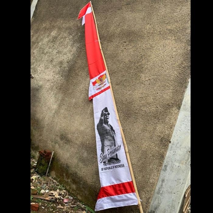 

Umbul Umbul Merah Putih Soekarno 3,5 Meter