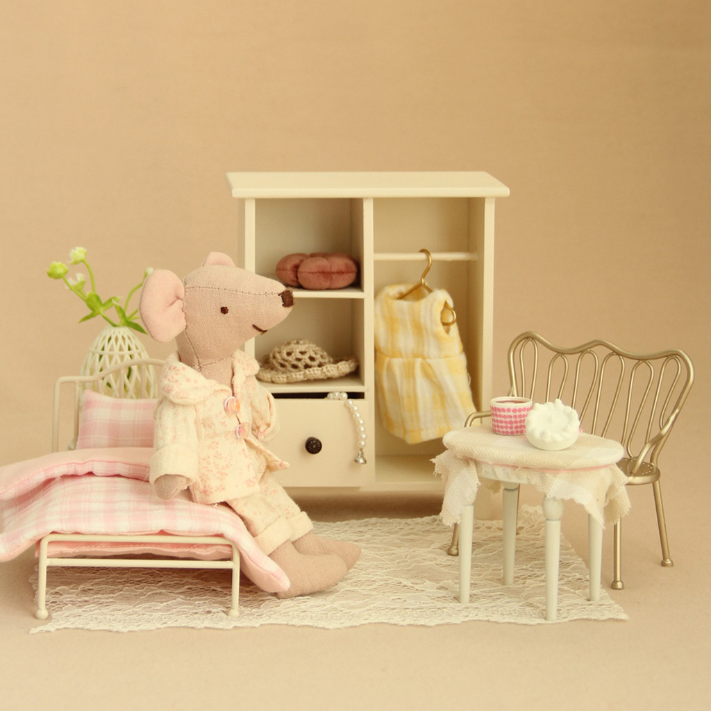 1:12 Miniature Artificial Wooden Wardrobe Free 2 DIY Stickers Suitable for Bjd Ob11 Maileg Toy House