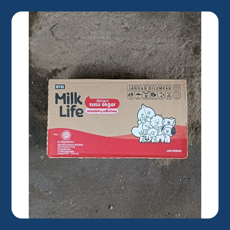 

Milk Life Susu UHT STRAWBERRY MILKSHAKE 1 Dus 115ml 115 ml Stroberi