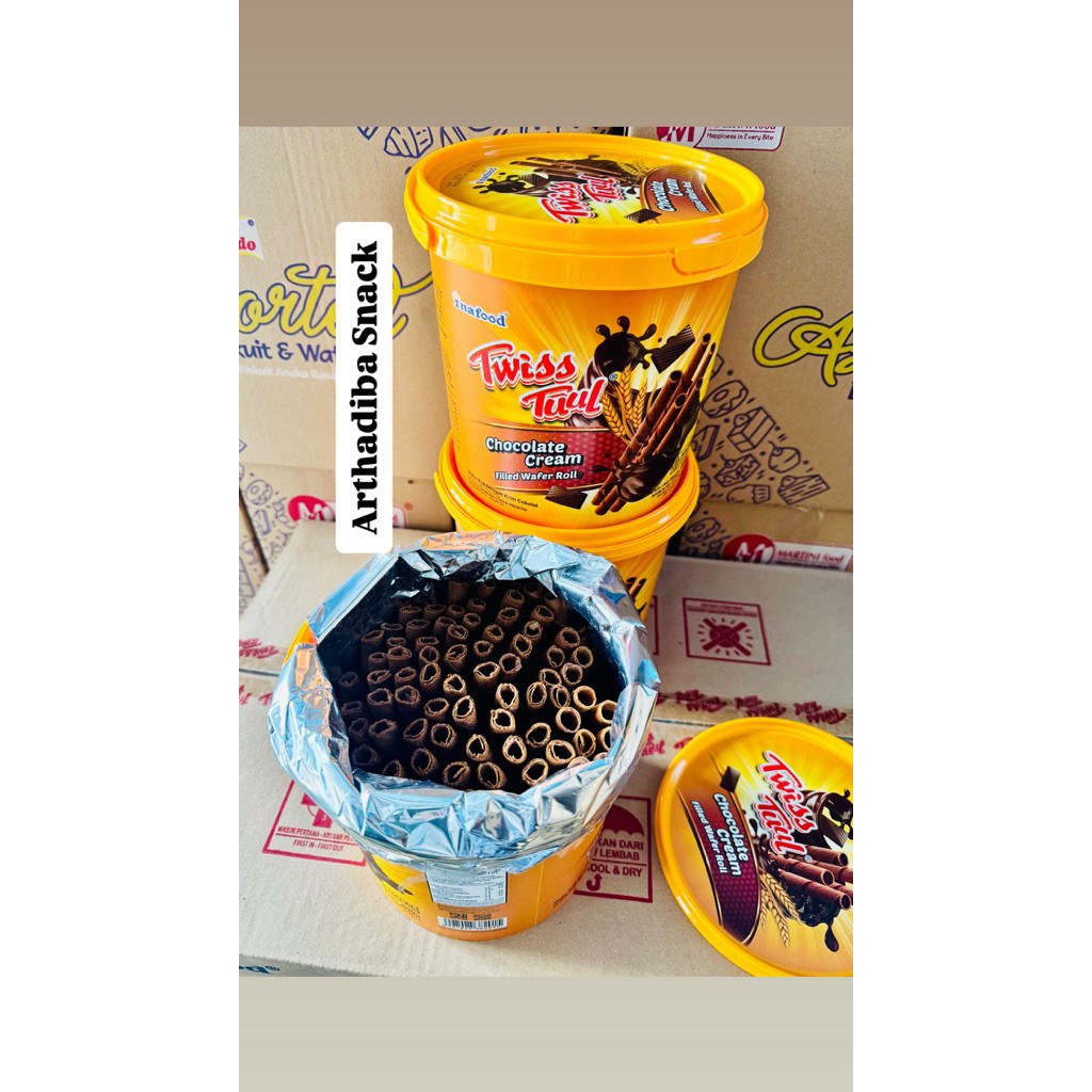 

TERLARIS Wafer Roll Astor Double Coklat 400gr 1 Dus isi 6